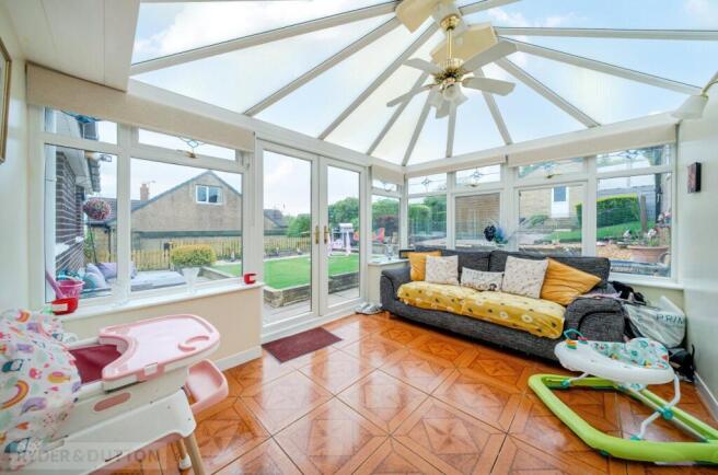 3 bed House for sale Image 5