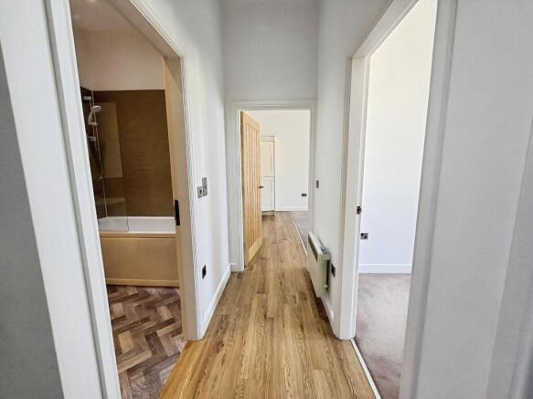 1 bed Flat for sale Image 5