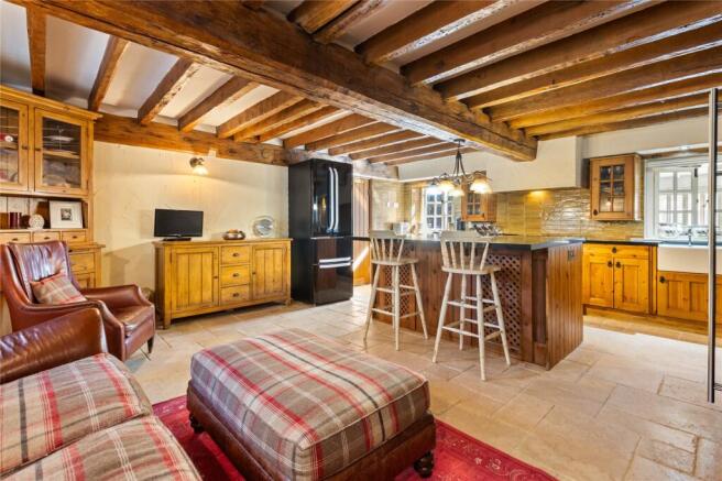 Kitchen /Living Area
