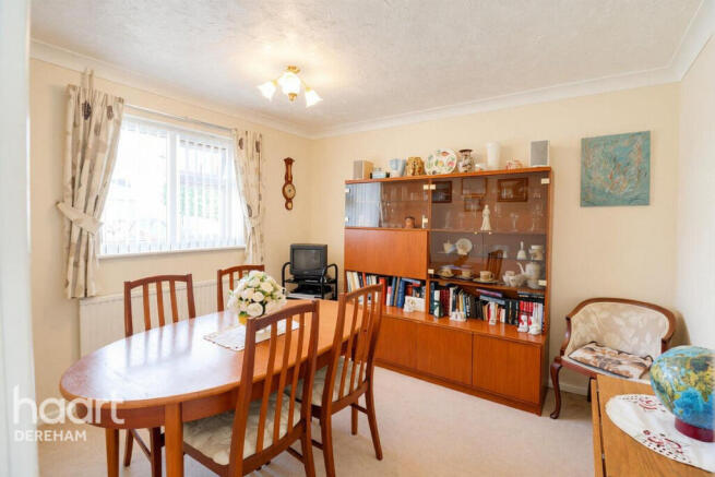 Watersfield Way, Dereham photo 5
