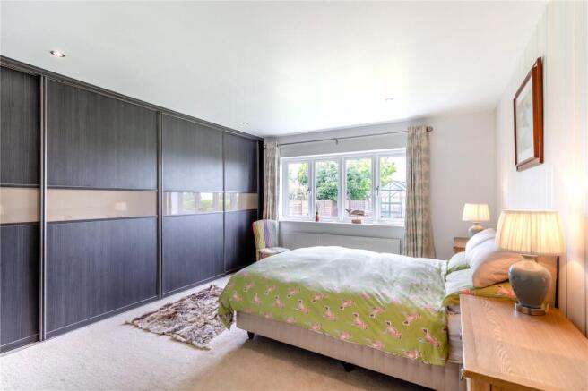 3 bed Detached for sale Image 11