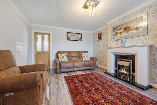 Claybridge Close, Kitt Green, Wigan, Greater Manchester. WN5 0JU photo 4