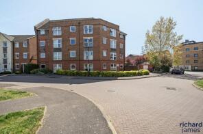 4, 98 Tustan House, Celsus Grove, Old Town, Swindon SN1 4GS