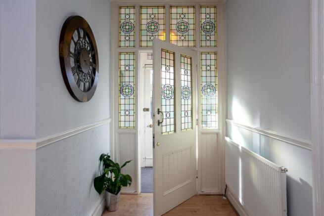 Feature door