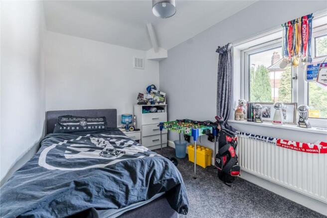 4 bed Semi-Detached for sale Image 8