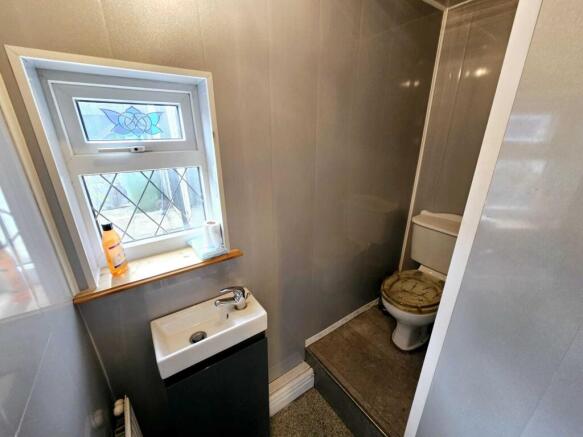 4 bed Terraced for sale Image 10