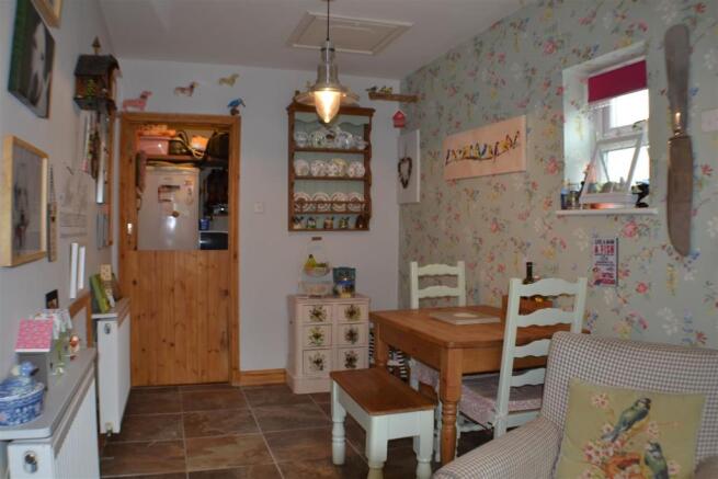 Kitchen diner