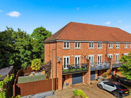 Treetops Close, Marple, Stockport, SK6