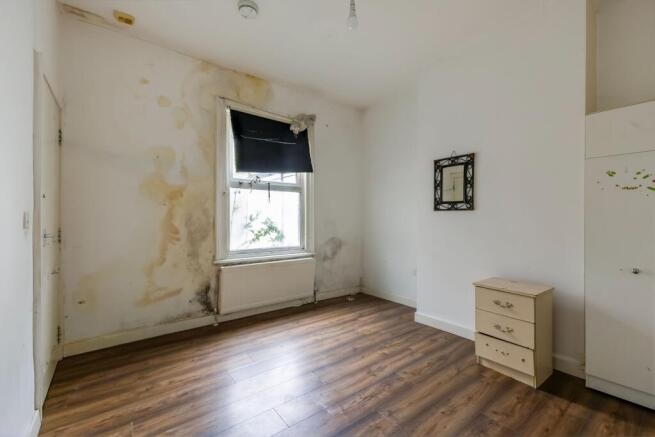 96 Crawley Road, Luton, LU1 1HZ