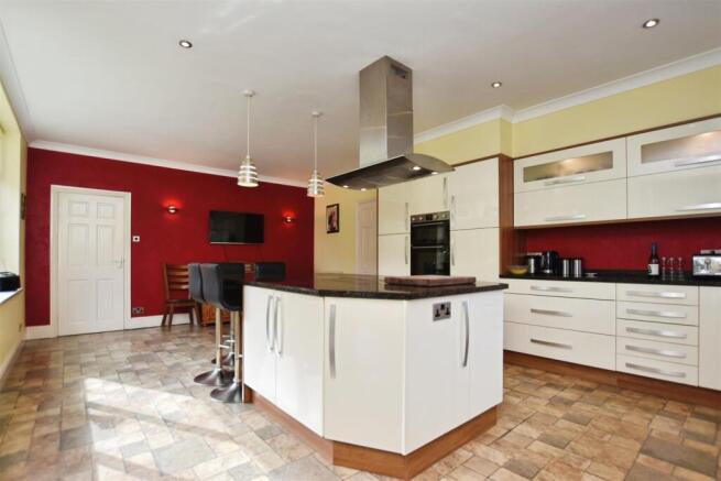 22073fec-kitchen 20a.JPG