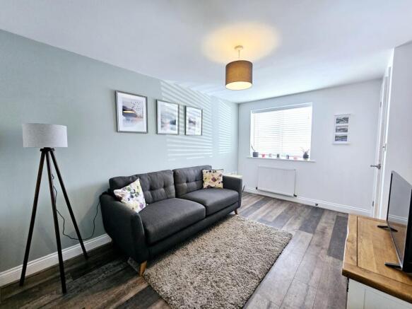 2 bed Terraced for sale Image 9