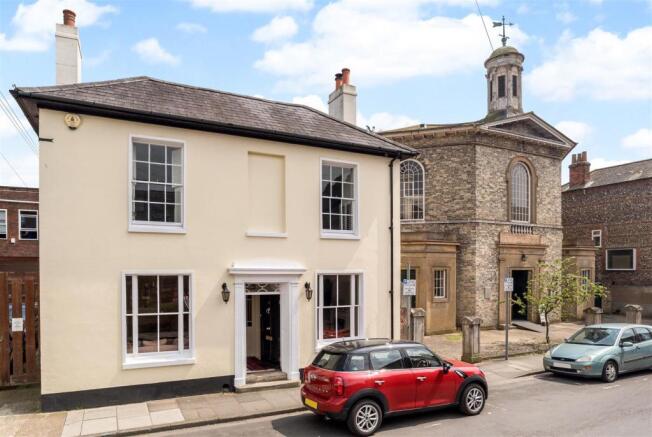 house. estate agency Chichester 4 St John's Street