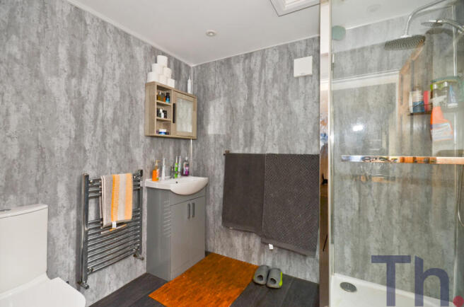 Shower Room.JPG