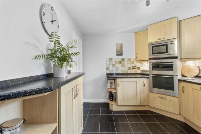 kitchen #3.jpg