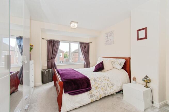 2 bed Semi-Detached for sale Image 10
