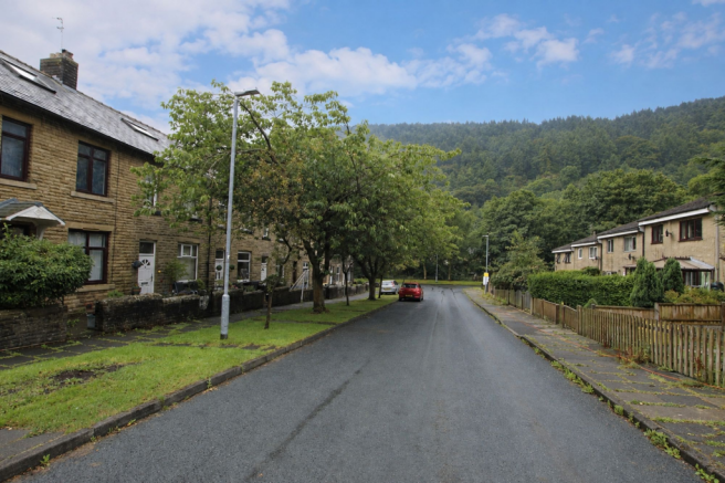 4 bed Terraced for sale Image 4