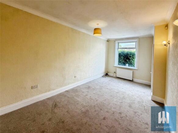 3 bed Terraced for sale Image 4