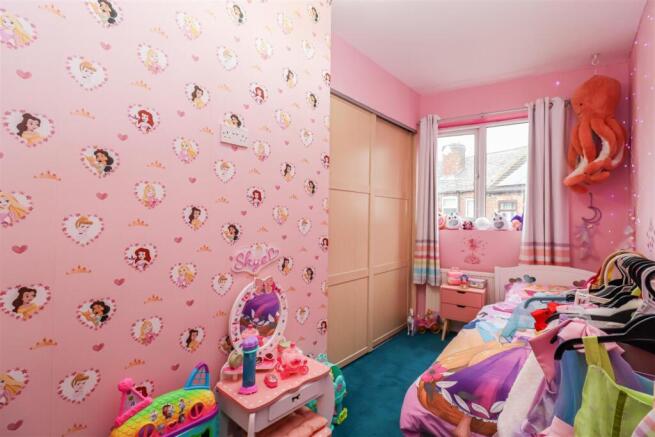 2 bed Terraced for sale Image 7