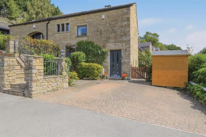 3 bed Semi-Detached for sale Image 5