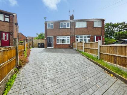 Ian Road, Newchapel, Stoke-On-Trent
