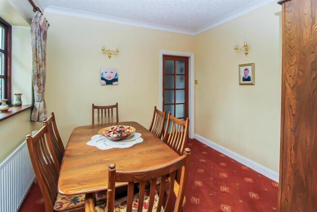 3 bed Detached Bungalow for sale Image 6