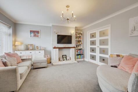 Leighton Road, Benfleet, SS7