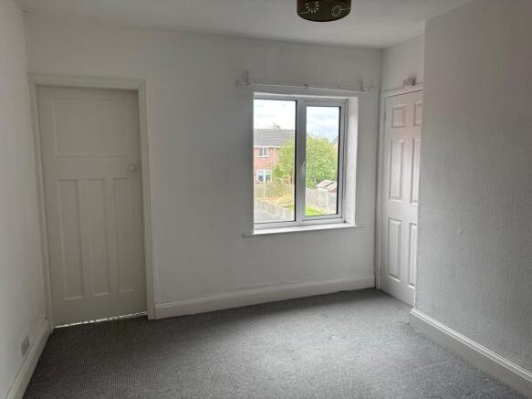 2 bed Semi-Detached for sale Image 9