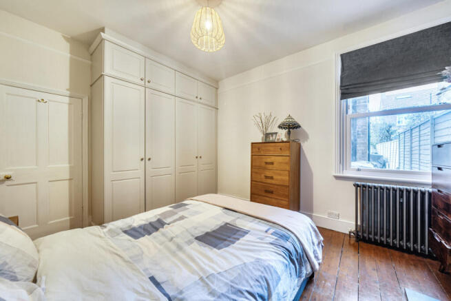 1434767-8-69c5cc4...