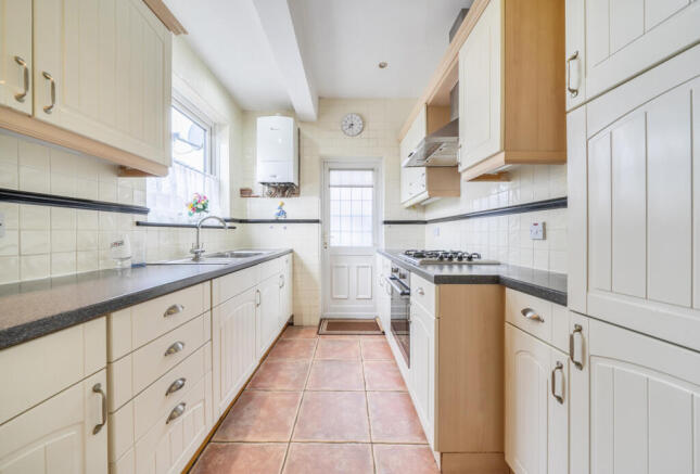 1396200-11-695d56...