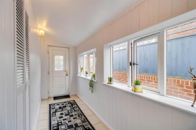 3 bed Detached Bungalow for sale Image 5