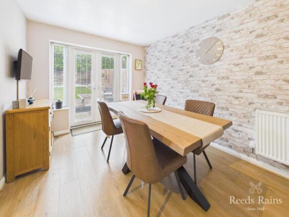 3 bed Semi-Detached for sale Image 5
