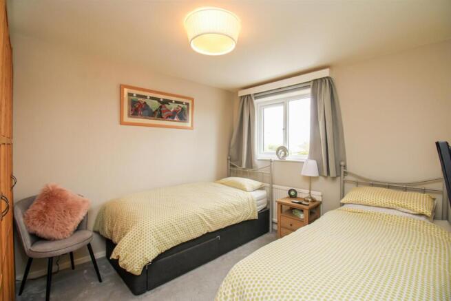 3 bed Detached for sale Image 10