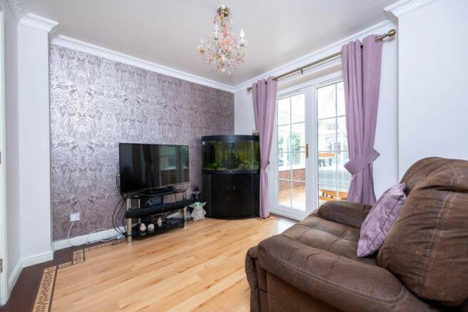 Sitting/dining room