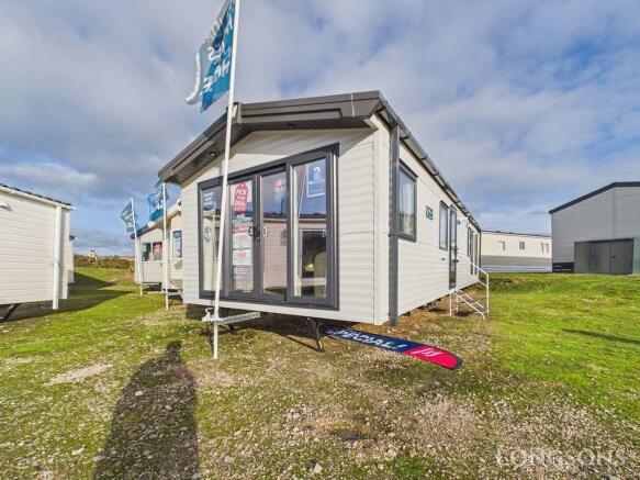 Cam02173g0 Pr0352 Still011