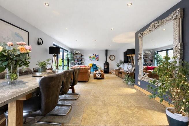 open plan area .jpg