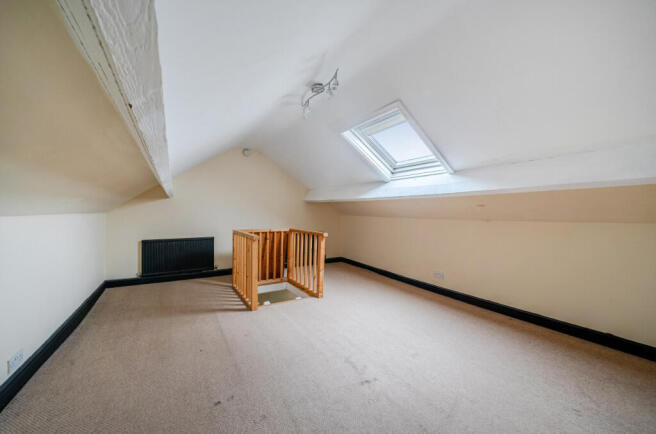 3 bed Terraced for sale Image 6