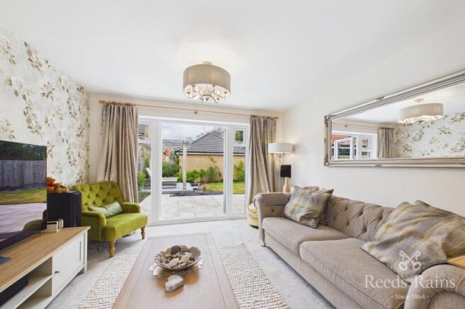 4 bed Detached for sale Image 8