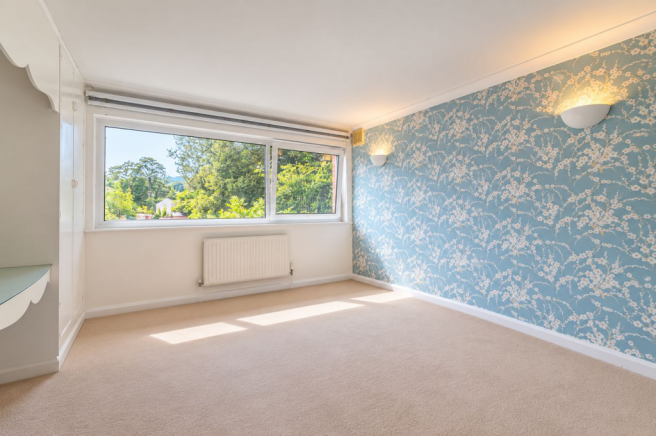 High Point, Weybridge, KT13 photo 4