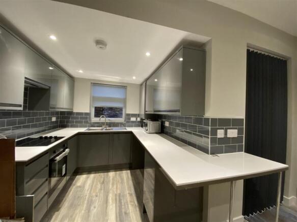 27ds.kitchen.JPG