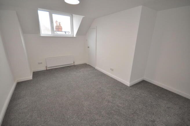 3 bed Terraced to rent Image 10