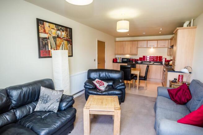 Lounge / Kitchen