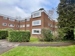 17, Southlake Court, Reading RG5 3SQ