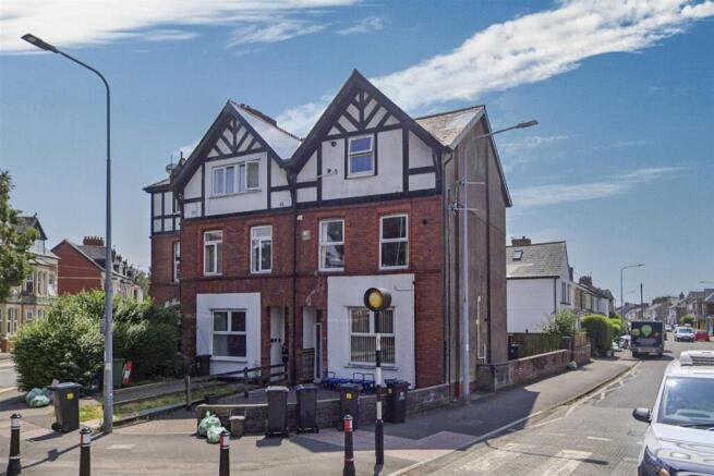 Romilly Road 119 ext.jpg