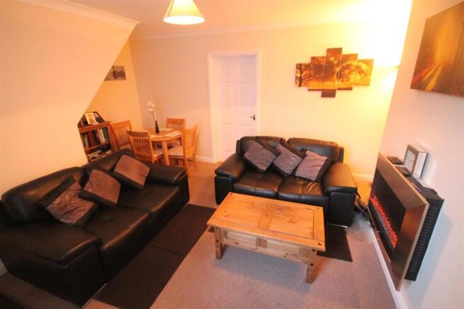 Further Living Room Image