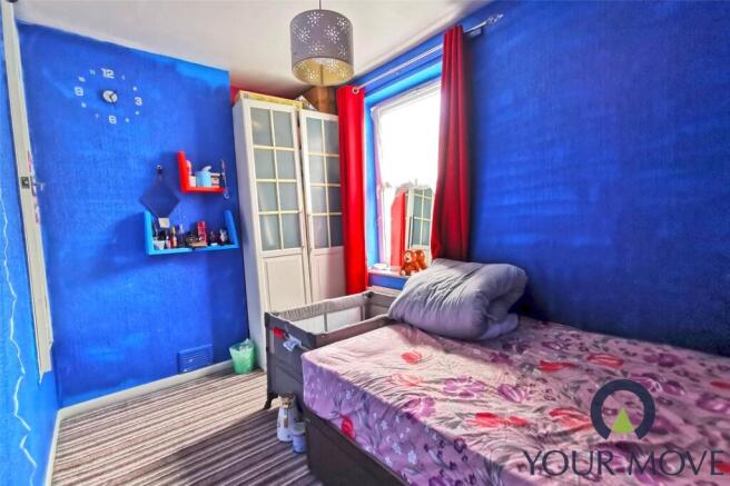3 bed Terraced for sale Image 6