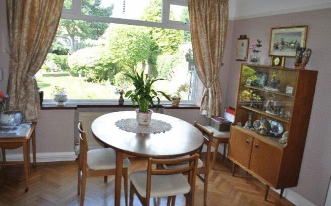 Lounge / Dining Room
