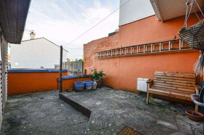 Photo 17