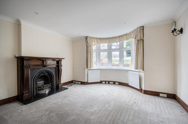 1434759-9-69c2c60...