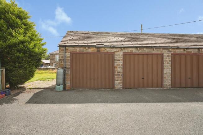 1 bed Apartment for sale Image 6