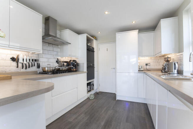 66 Rowanfield Rd-...